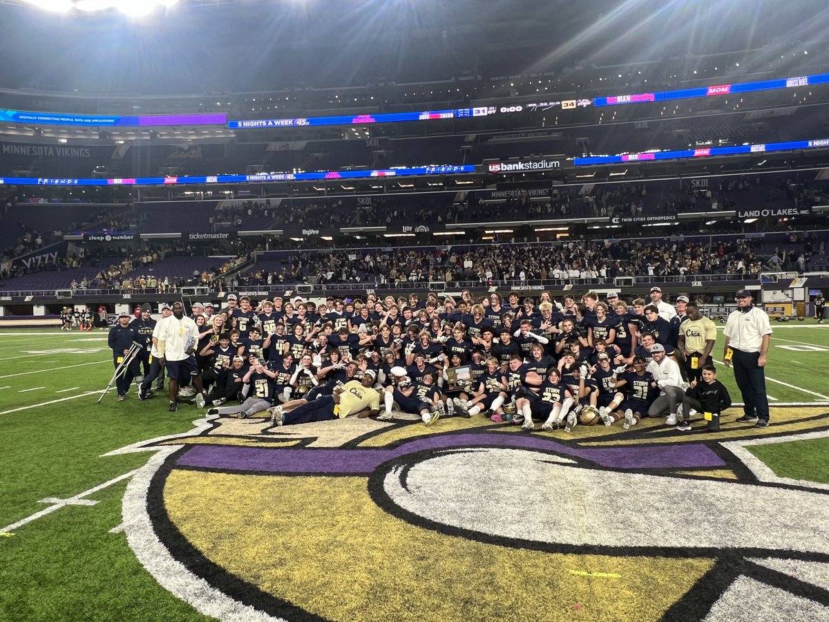State Champs!  ⁦<a href="/chanstormfb/">Storm Football</a>⁩