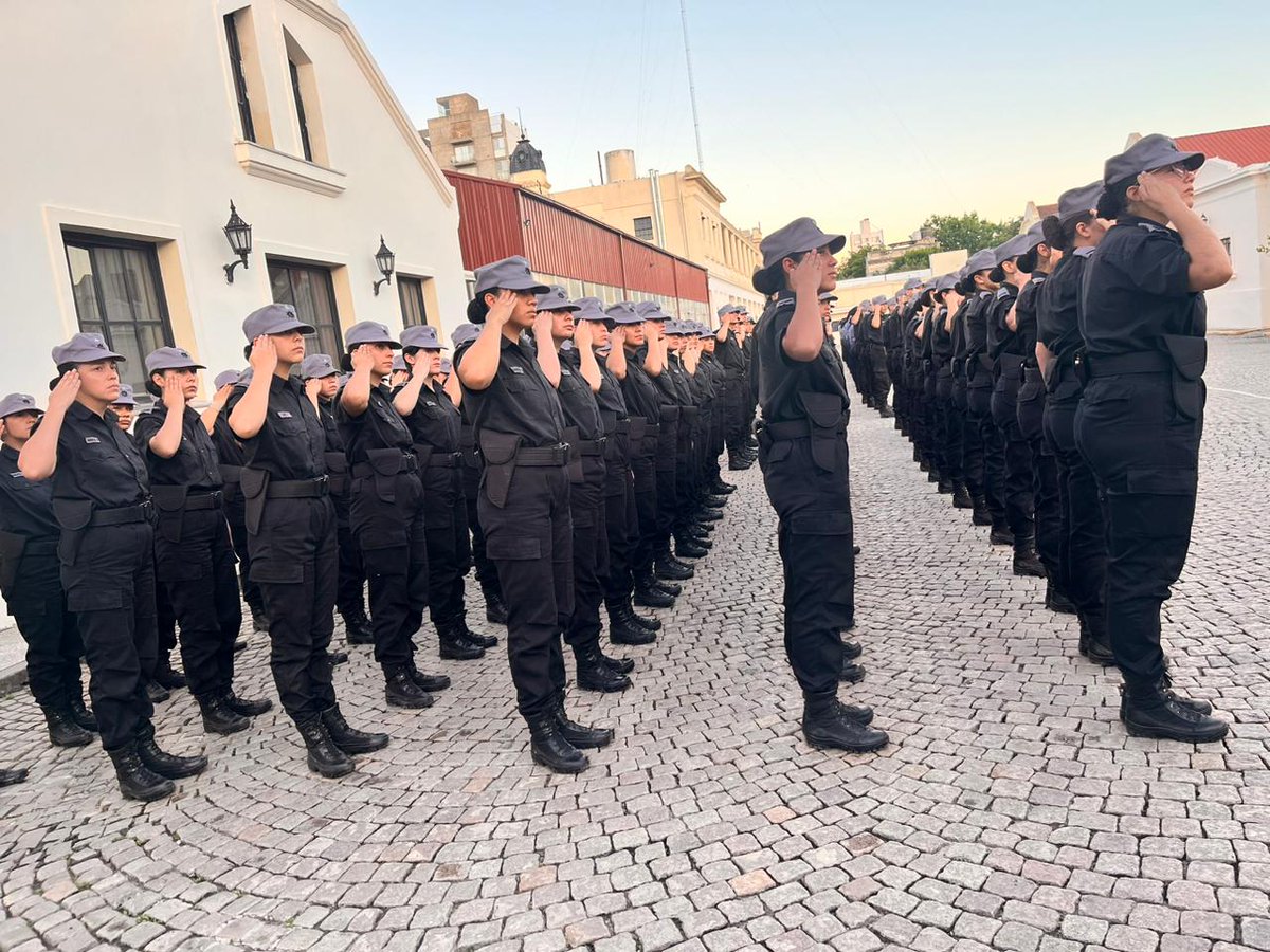 Duritia in instructione ,dignitas in actione- IV C.A