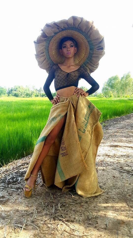 sighyam's tweet photo. the countryside of Thailand has been engaging in a gay off war with the countryside of the Philippines for decades now… https://t.co/igHPdcvrPD