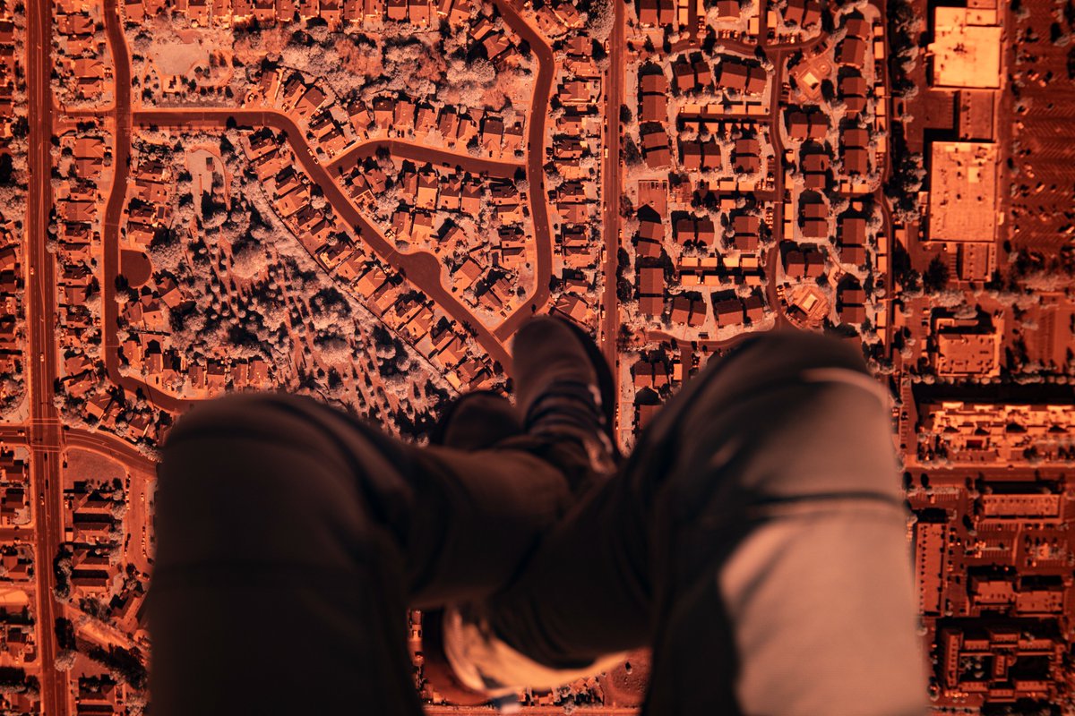 FreefallData's tweet image. A view from above Lompoc in 665nm infrared. #freefalldatasystems #infraredphotography #skydivingphotography #skydivesantabarbara