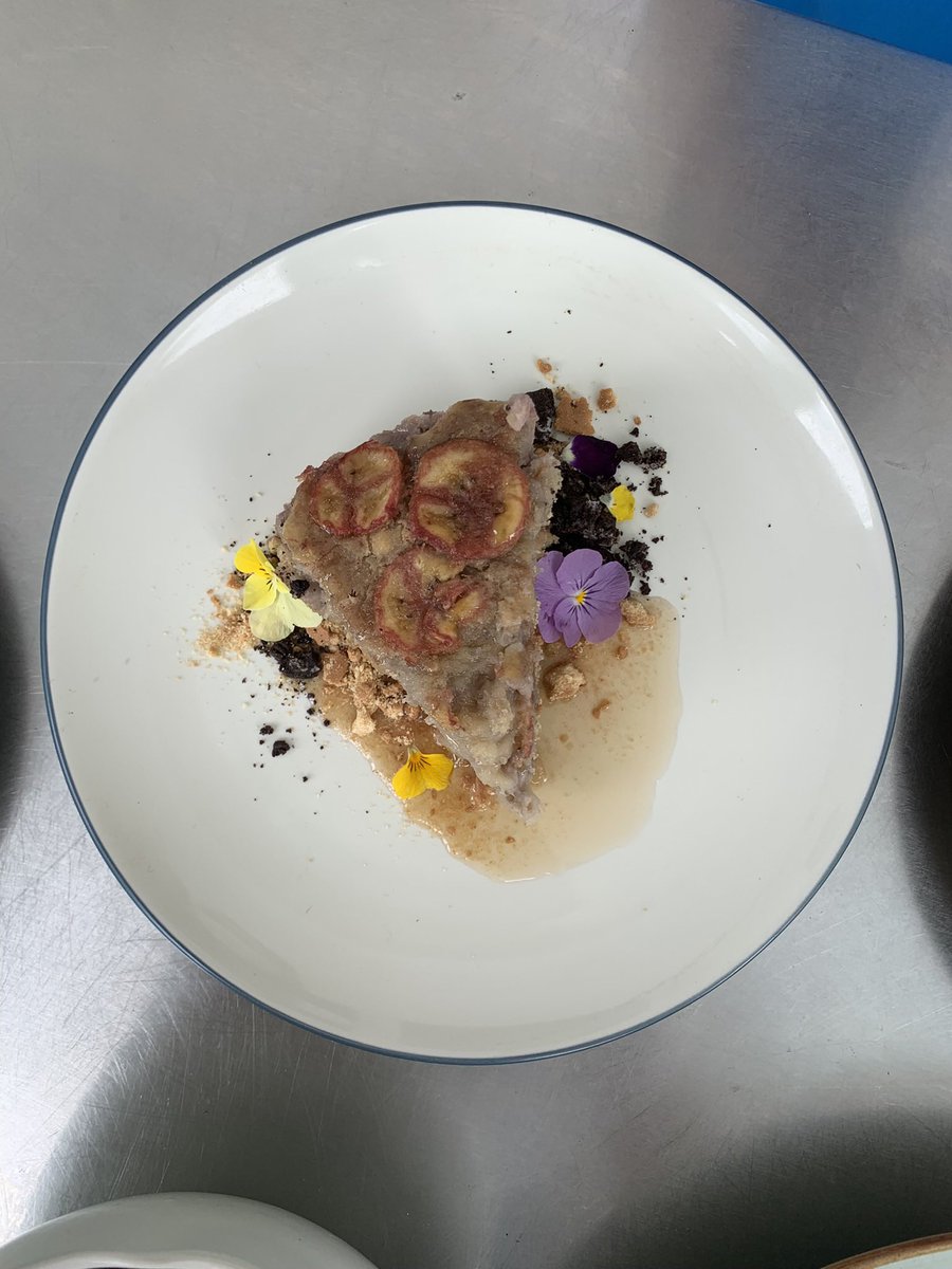 paopaopaw's tweet photo. I donโt say โ i love uโ
I say โ i cook for uโ
Kmu mau porsi cantik, atau mau tumpeng gede buat satu rt? Wkwk https://t.co/2Noh08pnDr