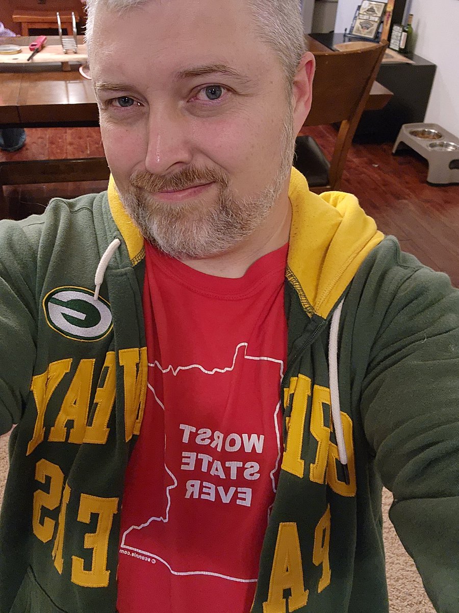 NotSoHumbleHost's tweet photo. #OnWisconsin
@BadgerFootball
@GopherFootball
#TheAxe #AxeIsBack #RowTheBoat
@cheddartalk @SconnieJonnyPod https://t.co/qztCDLY3HA