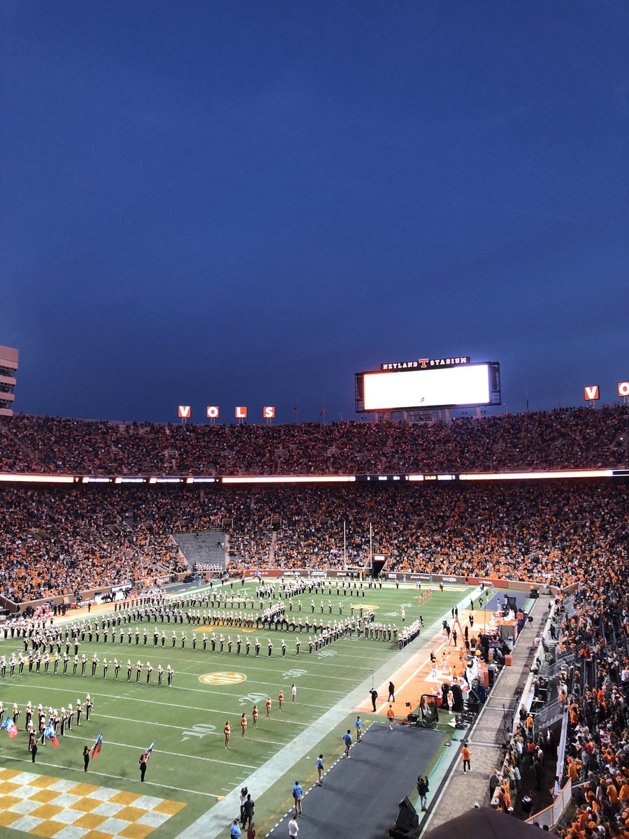 Coach_Winstead's tweet image. Another great time in Neyland!! @ECCACoachDavis