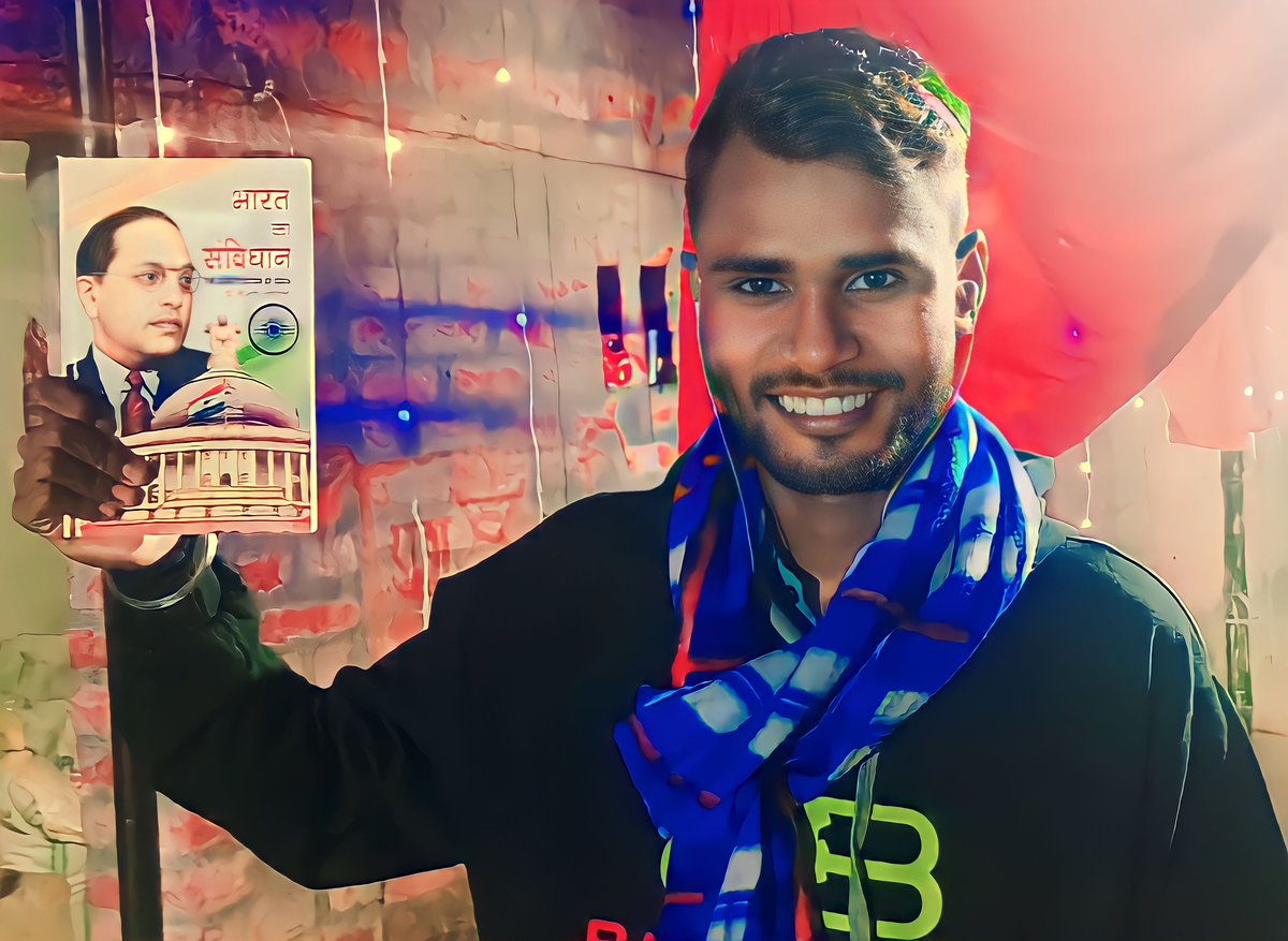 Shubham__ranjan's tweet photo. आप सभी देशवासियों को भारतीय संविधान दिवस की हार्दिक बधाई देश को एक प्रगतिशील और मजबूत लोकतांत्रिक संविधान देने वाले डॉ. भीमराव अंबेडकर जी को नमन 🌺 @BhimArmyChief https://t.co/CZAJENORJQ