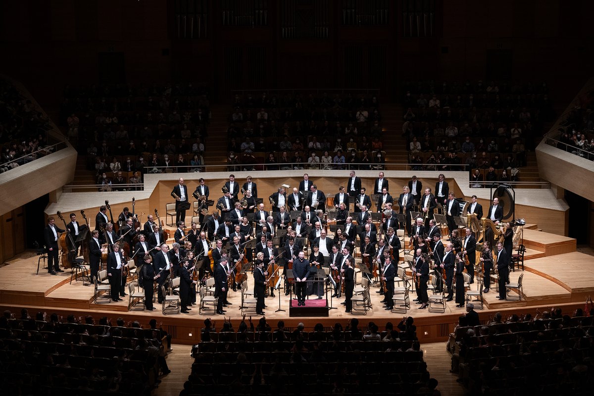 At the penultimate concert in Suntory Hall, the audience once