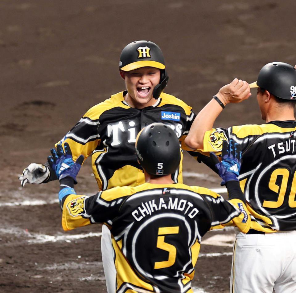 プロ野球 限定ユニ・復刻ユニ・サードユニbot on X: 