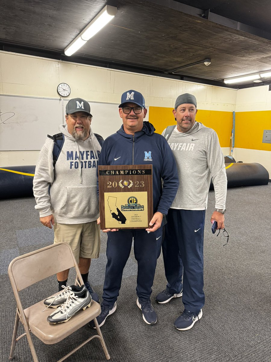 TeamZig's tweet photo. Finally….. CIF Champs! Blessed to be part of this program this year. What a great staff and players.  Next up CIF State playoffs. @SoonsFootball #GoSoons #MakeItToMonday #UNCOMMON https://t.co/BWhM4H89ru