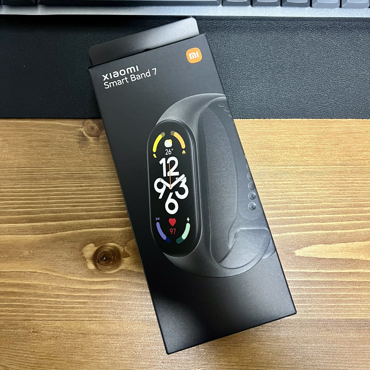 サウナ用にスマートウォッチ購入！最新は8らしいけど、そっちは熱で落ちちゃうらしいので、こちらを購入。

さて、Apple Watch2台とこの子の計3台をうまく使い分けられるのだろうか。