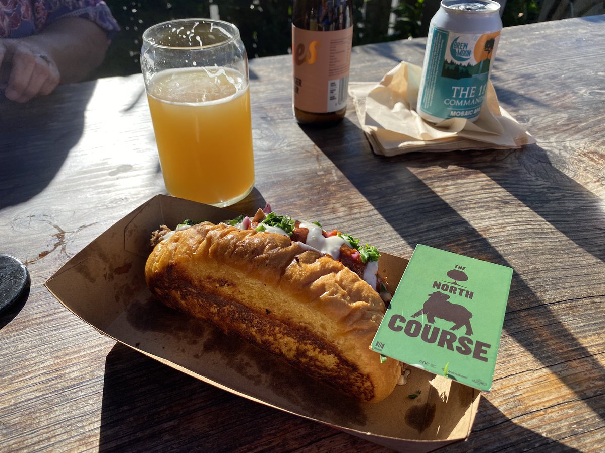 bookaye's tweet photo. Got to love this goodness - the North Course - thanks @brewmoonbrewing 
- Hallfield Wagyu Hot Dog
A few more days until this delicious 30 day feast ends. Come try it!! 
#THENORTHCOURSENC 
#amberleynz #hurunuidistrict #northcanterbury #canterburynz #brewing #sundaynightvibes https://t.co/KlNLuiGcUu