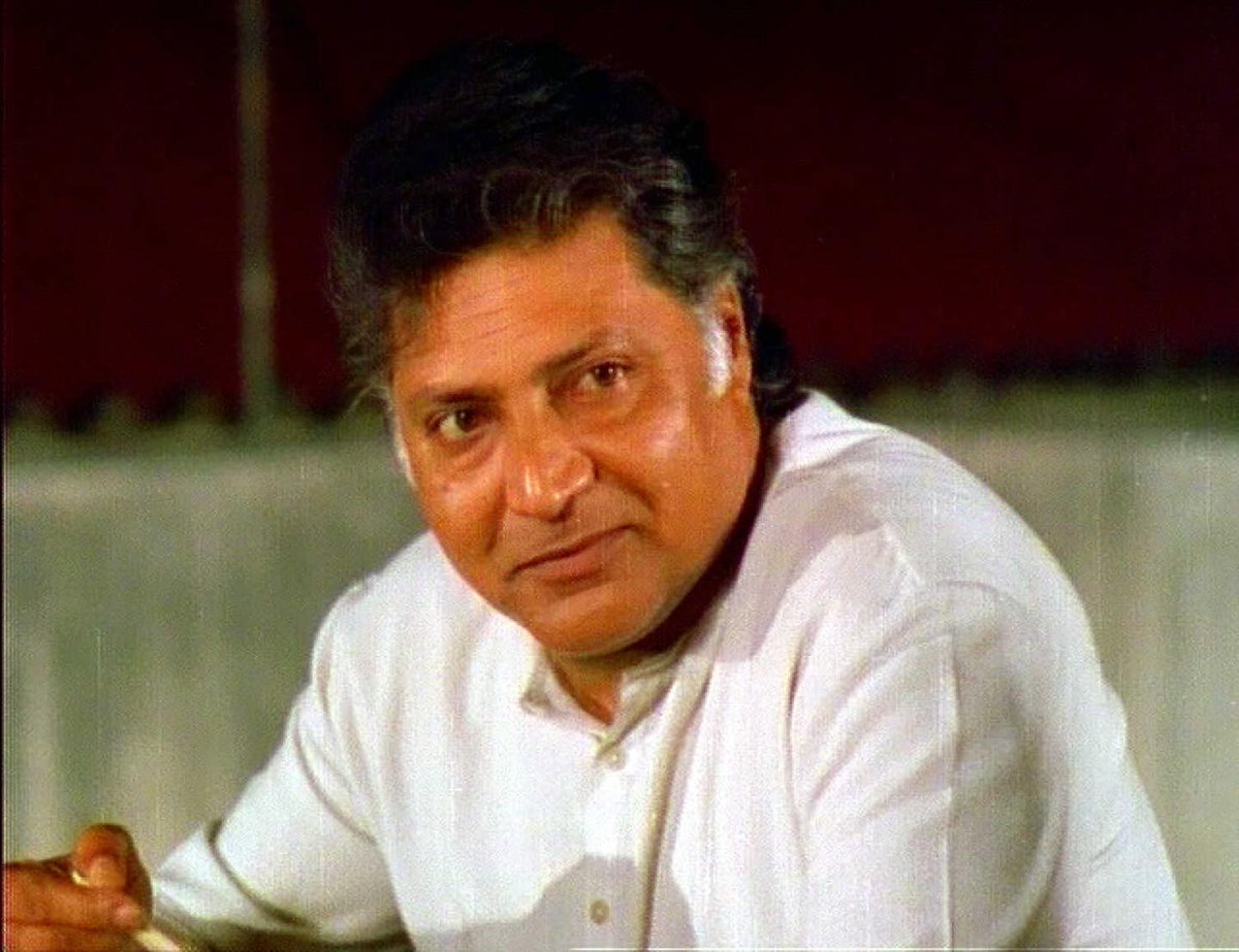 Today, we remember #VikramGokhale, who passed away on November 26, 2022. A renowned actor in Marathi theatre, Hindi films, and television, he was the son of veteran actor Chandrakant Gokhale. Born in Pune in 1945, Gokhale came from a family of cinema pioneers, including his great