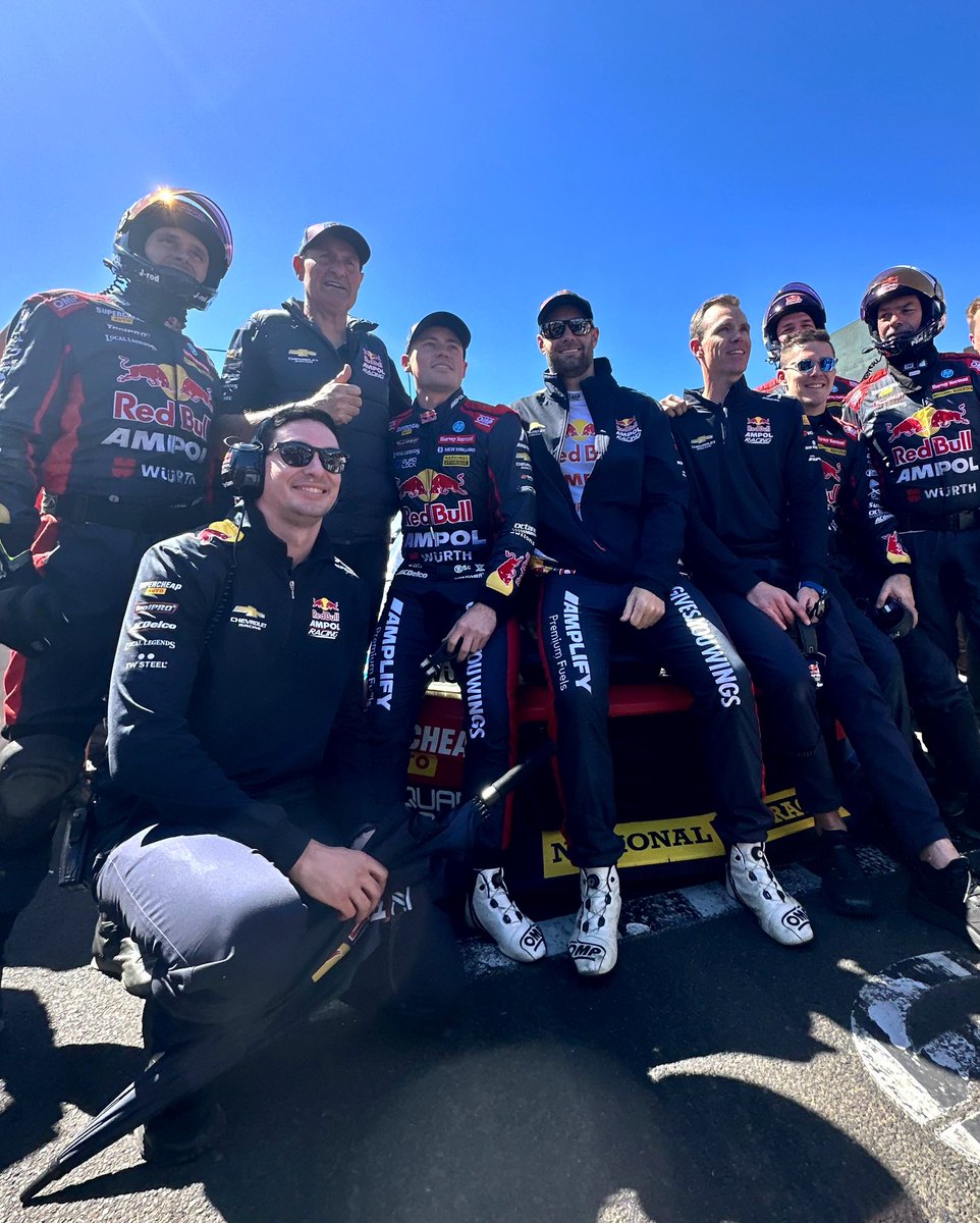 shanevg97's tweet image. Not the fairy tale ending that we hoped for, thanks to everyone for the efforts over the last few years it’s been cool to be a V8 Supercar driver for the past 17 years. Now it’s time for a new challenge and thanks everyone for supporting me and maybe I’ll be back one day 😀👍