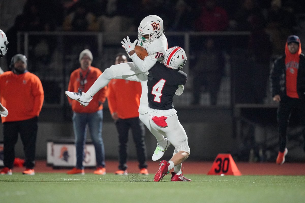 Yelm tornados and Eastside Catholic Crusaders ties at half, 0-0. Quick Gallery here:

<a href="/yelm_football/">Yelm Tornados</a> <a href="/ECCrusaders/">Eastside Catholic Athletics</a> <a href="/wiaawa/">WIAA</a> <a href="/MaxPreps/">MaxPreps</a> 

qamera.smugmug.com/Sports/Footbal…