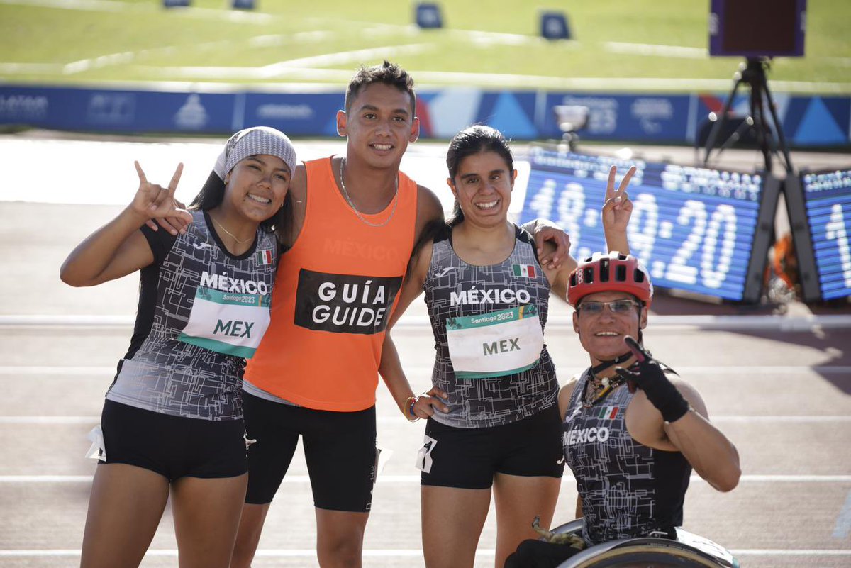 COPAME's tweet photo. 🏃🏻‍♀️En Para Atletismo, Daniela Velasco, Regina Gómez, Carlos Rodríguez y Juan Pablo Cervantes obtienen el 4️⃣° lugar en el relevo universal 400x100 con un tiempo de 52.22. 

🙌🏻¡Gran trabajo en equipo! 🏃‍♀️🏃‍♂️ https://t.co/p74WHObH7W