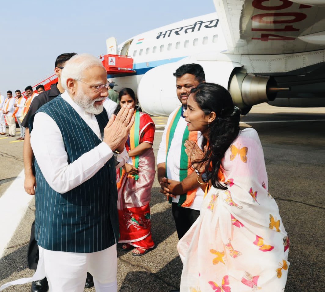 GayathriBDevi's tweet image. Dreams Do Come True 😊

@narendramodi Ji 🙏