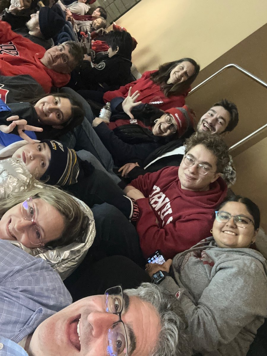 matkapnyc's tweet photo. #redhothockey Go Cornell!! https://t.co/c3WvnLNGKk