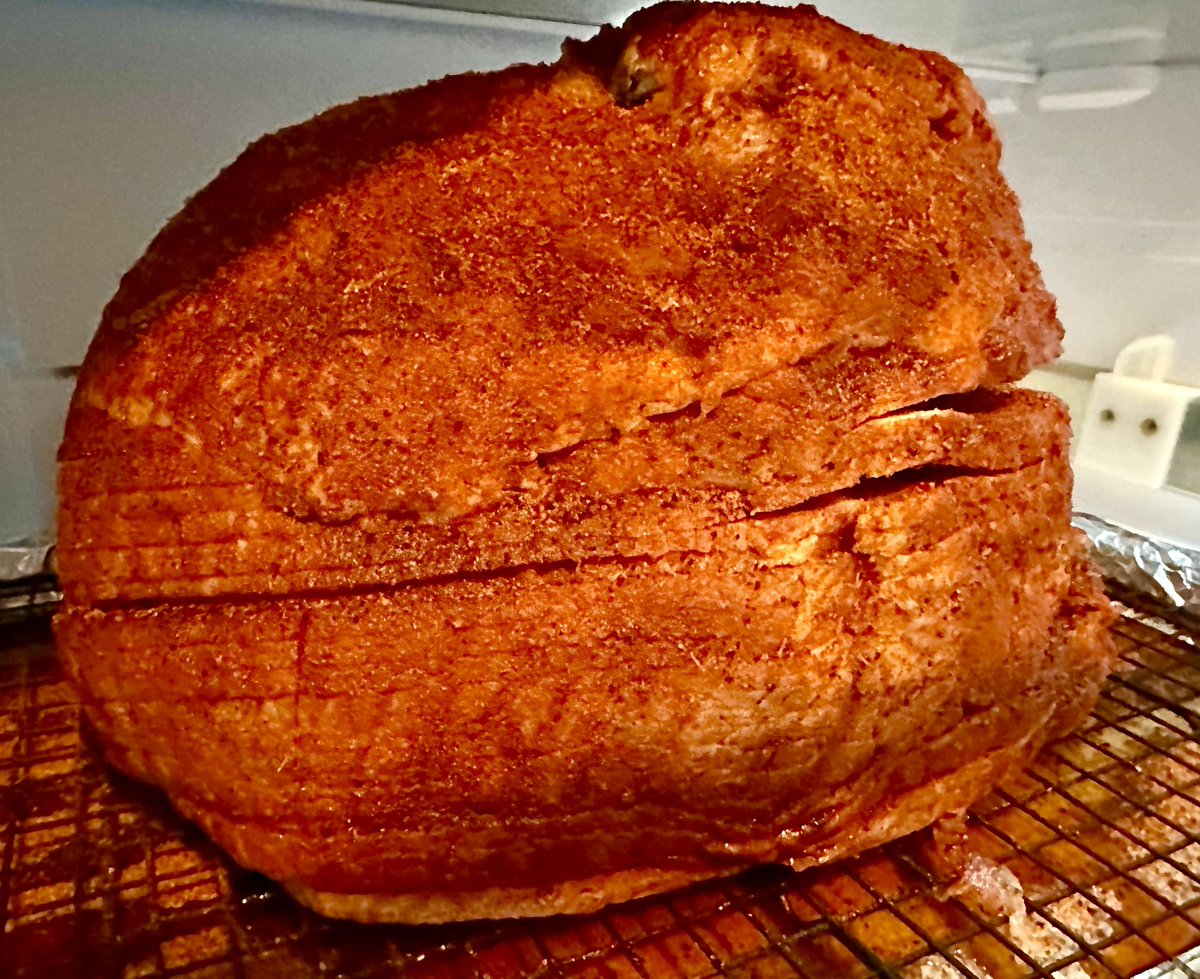 CoachJimBoone's tweet image. Spiral Ham well seasoned with @MeatChurch Texas Sugar…will be kissed with @TraegerGrills #Woodfiredgoodness and Double Smoked with Hickory in the morning!
#Hickory
#Smokedham
#bbqlife
🔥🔥🔥