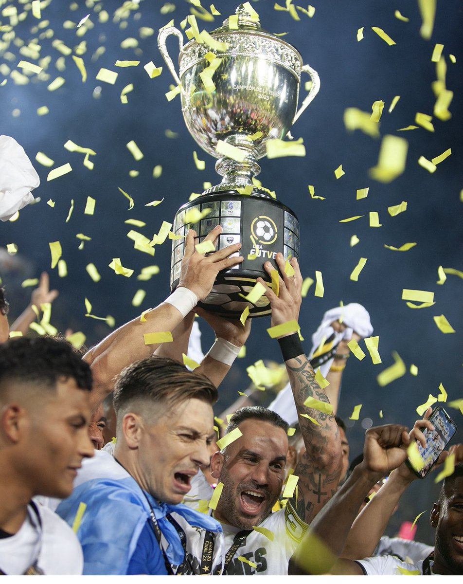 La 10ma⭐️ es Aurinegra 💛🖤 gracias por tanto!! Que Día Tachirenses , siéntanse orgullosos de este equipo!!