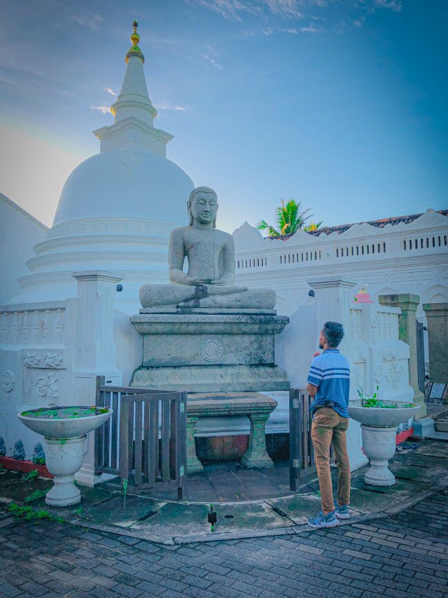 සැම සිත් නිවී සනසාලන පිංබර ඉල් පුර පසළොස්වක පොහොය දිනයක් වේවා...☸️🙏