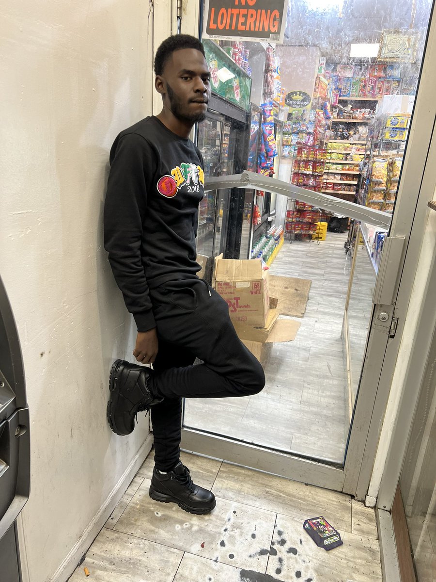 ctp_domer's tweet photo. #Freedaguys❤️⛓️💯 #Gsosa #DayDay #Brab #Hellabread https://t.co/bbFEMatEaK