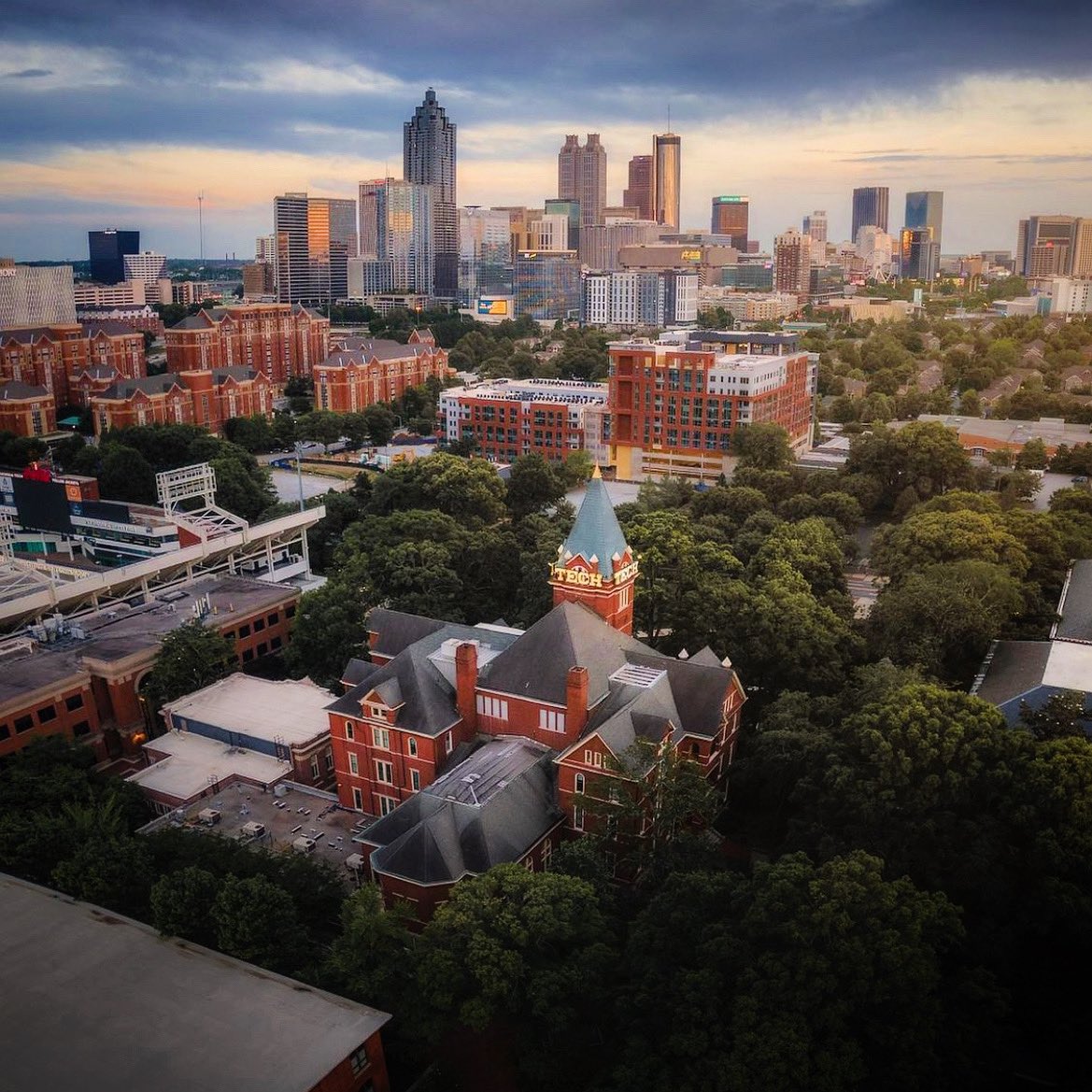 I am recruiting 1~3 PhD students in CS or ML to join NLP X lab at Georgia Tech. 

Topics include but not limited to:

(1) multilingual multimodal LLM
(2) RLHF, text generation models
(3) NLP+X (X = privacy, science, etc)

Apply by Dec 15: cc.gatech.edu/prospective-gr… 

(📷Colin Gough)