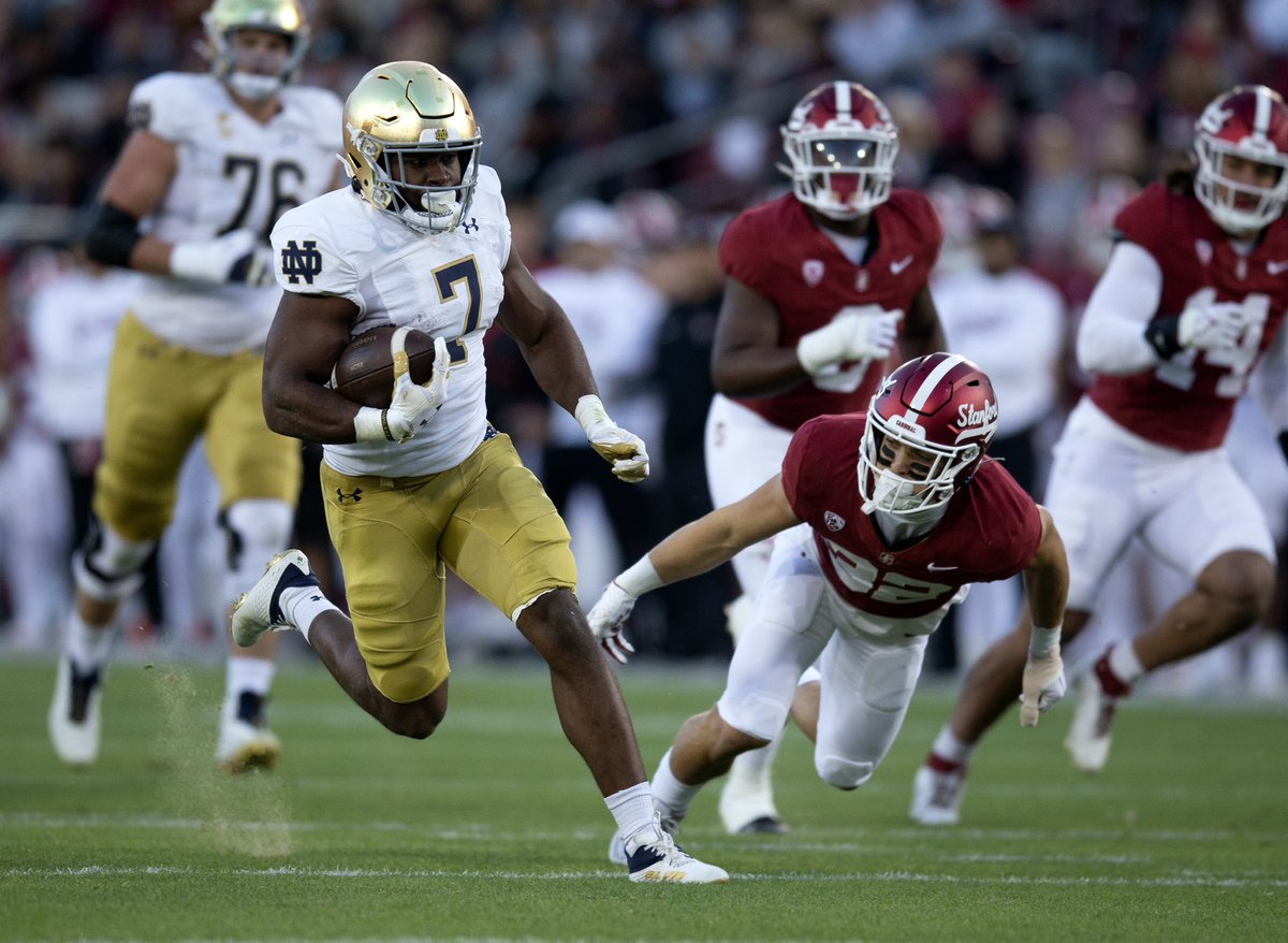 For the last time this regular season, @insideNDsports handed out game balls to #NotreDame players. In Saturday’s win at #Stanford, Audric Estimé left everything on the field in what may have been his final game for the Irish. 📸: D. Ross Cameron Story: notredame.rivals.com/news/game-ball…