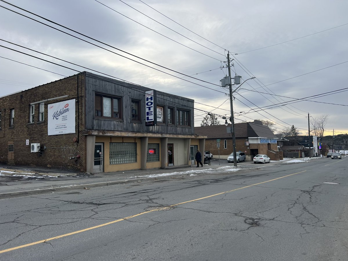 Visited Sudbury, ON today — filming locations of LETTERKENNY & SHORESY. Drinks at Peppi Panini (sat at the Sudbury Blueberry Bulldogs’ table), saw the rink, original Modean’s, the Coulson, the store where the skids dance, Glenn’s massage school…all very close to each other!