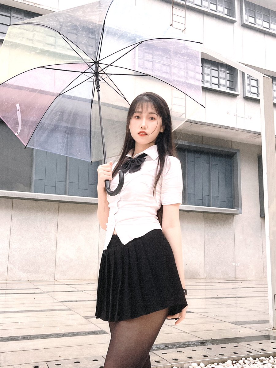 下雨了 https://t.co/5N2kulGVQ5