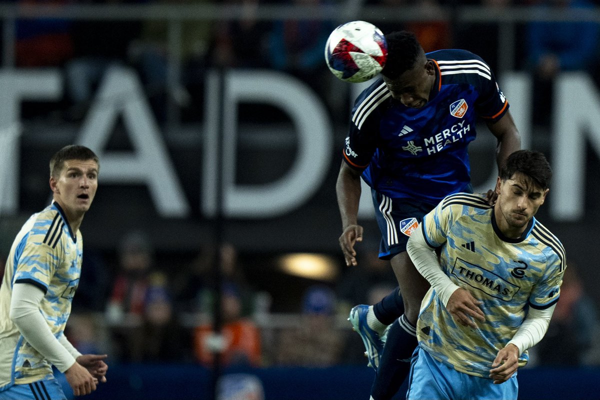 FC Cincinnati over  Philadelphia Union, 1-0 with Mosquera scoring the only goal. cincinnati.com/picture-galler…