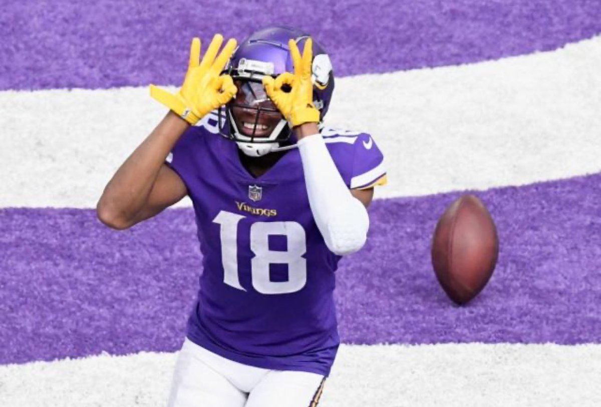 jack_j22252's tweet photo. Play him or let him sit until after the bye week?  Hard to let him sit another week, but I think I would. #Skol https://t.co/322Ws3ypQj