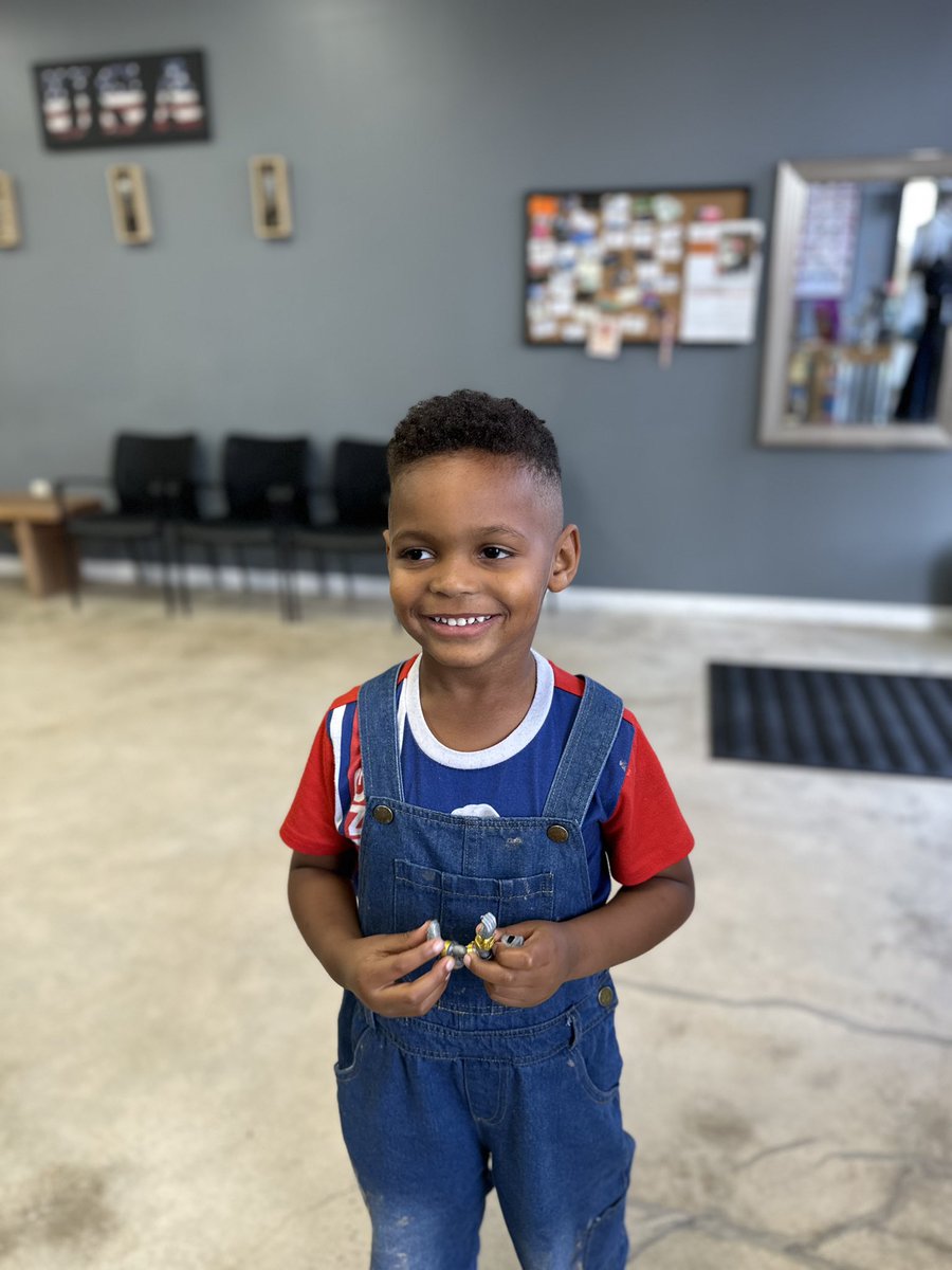 lewim28's tweet photo. Big boy haircut 🙀 https://t.co/RKWO1GTf4p