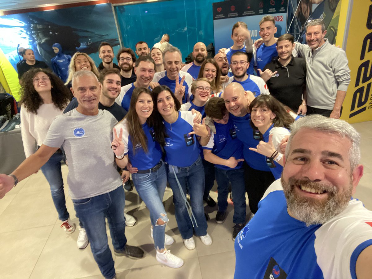Starsportesub's tweet photo. Festa grande ad Y -40 https://t.co/gEJyVVDxsw