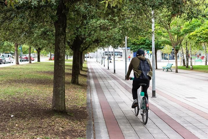 KintsugiA's tweet photo. Transport - it's just there... for some. Sustainable, clean transport is mostly not 'just there'. To stay connected to family, friends, health, education, work, nature, we need to work harder to find clean transport options - quickly and for everyone. 

https://t.co/zjMVQ2ENiw https://t.co/FQE4xEwRFs