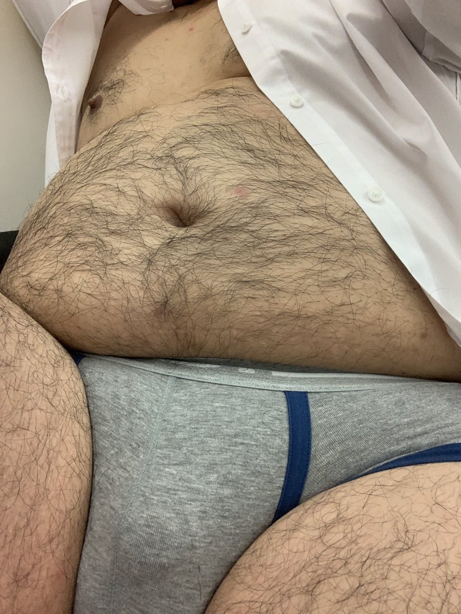 williambear0611's tweet photo. 襯衫的誘惑？ https://t.co/7uf0q9wOs9