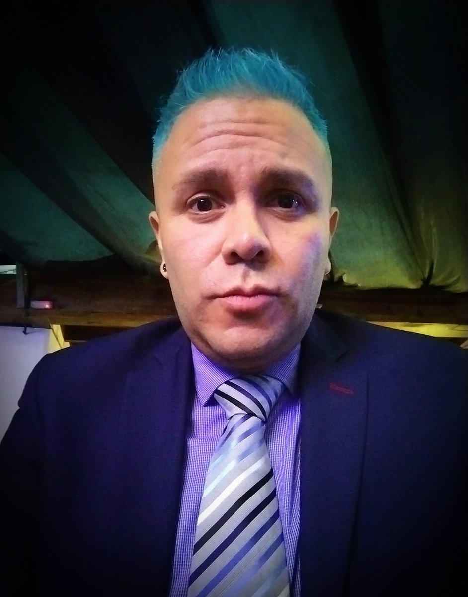 Cristo_Vampiro's tweet photo. Hacía mucho que no me ponía un look tan formal y loco al mismo tiempo... #Bodatime #Rt #topmodel #gay #25Novembre2023
#cristovampiro https://t.co/yZeNEmtaUg