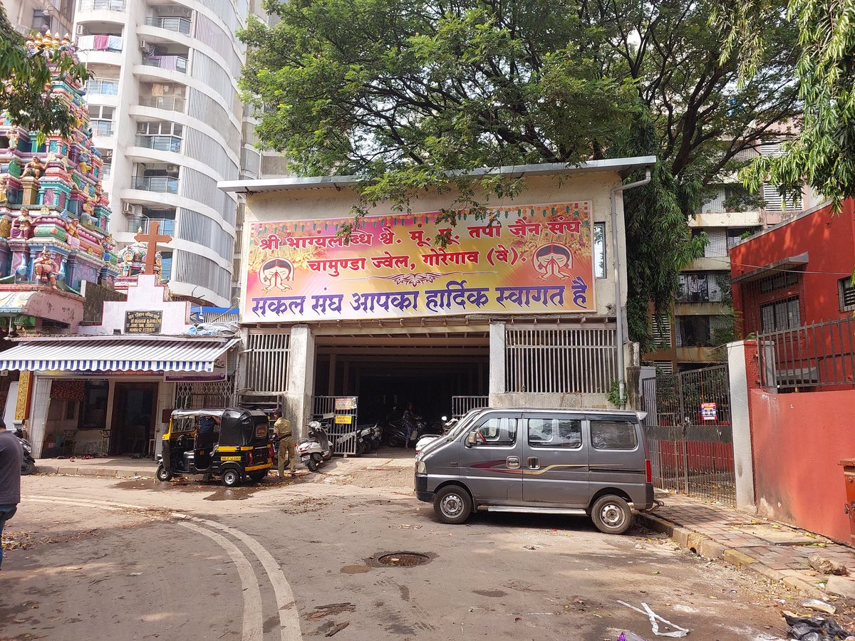 AcrossStateNEWS's tweet photo. In Name of Worship Place Mockery of Law Seen at Teen Dongri Goregaon West,Mumbai. Huge Open Land Encroachment Carried Out by Chamunda Developer at SRA Project Between Neel Kamal, Ashtvinayak and Morning Star Bldg. With Hand in Glove Illegal Structure has Constructed at Entrance. https://t.co/pT02373jyM