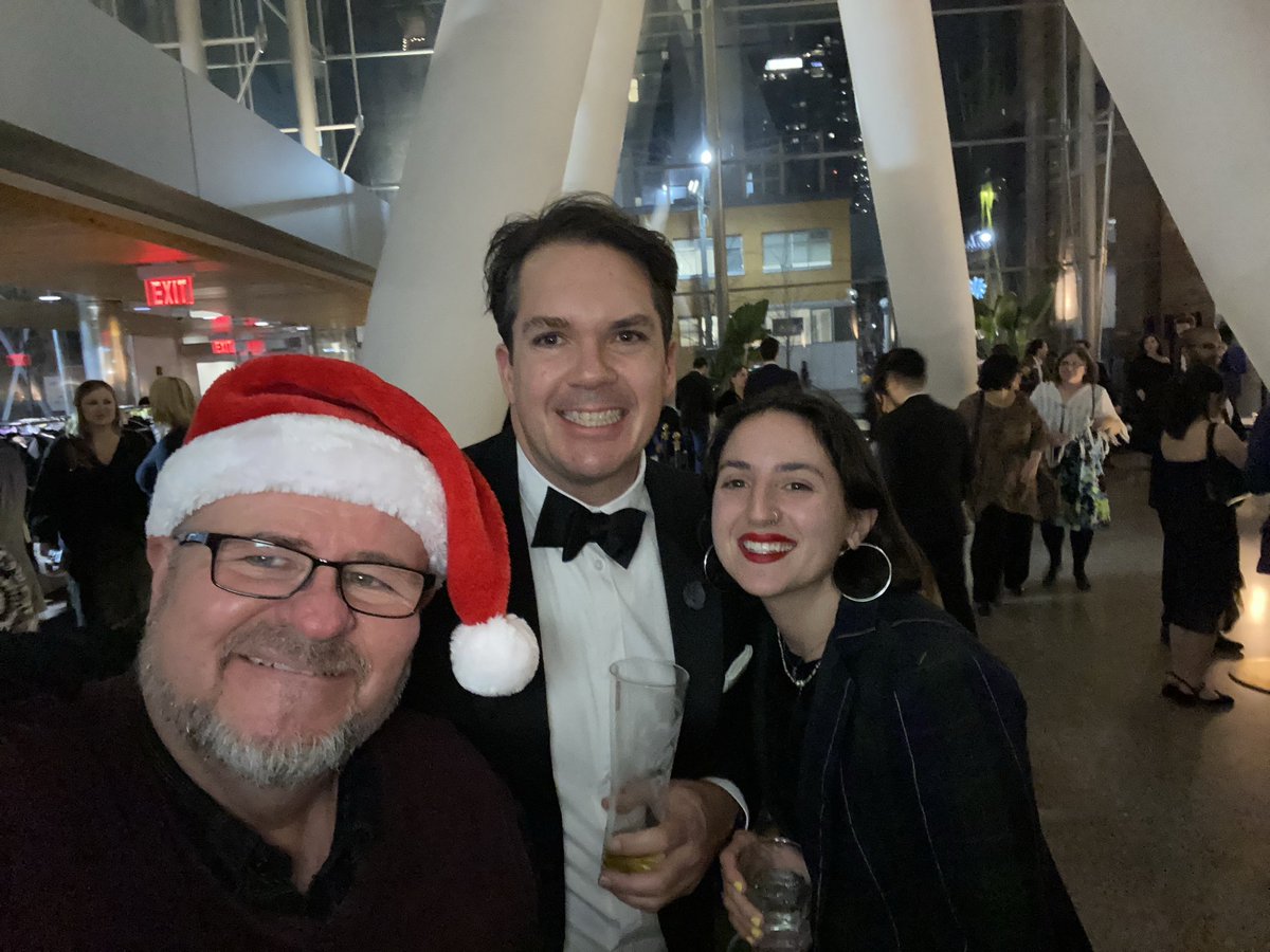 Great fun this evening celebrating with over 1,200 colleagues and guests at ⁦@WSPCanada⁩ ‘s Holiday Party at Ricarda’s in Toronto. Guess who had the only Santa 🎅🏼 hat? #WeAreWSP