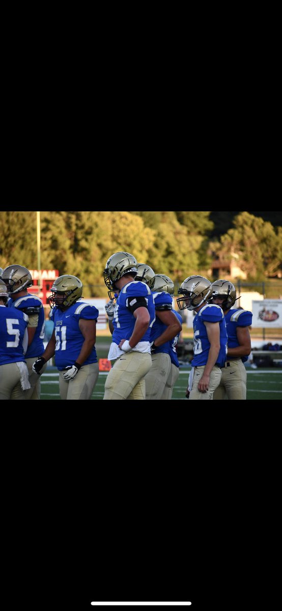 Senior season Highlights 
6’7 280lbs

hudl.com/v/2Mdcne