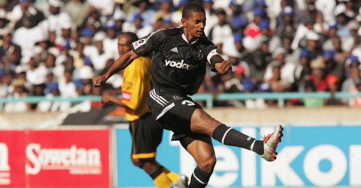 TimesLIVE's tweet photo. Former Orlando Pirates skipper Papi Khomane and his mother have died in a car accident. https://t.co/VpcbuqSNJi https://t.co/OOGo6Abd8c