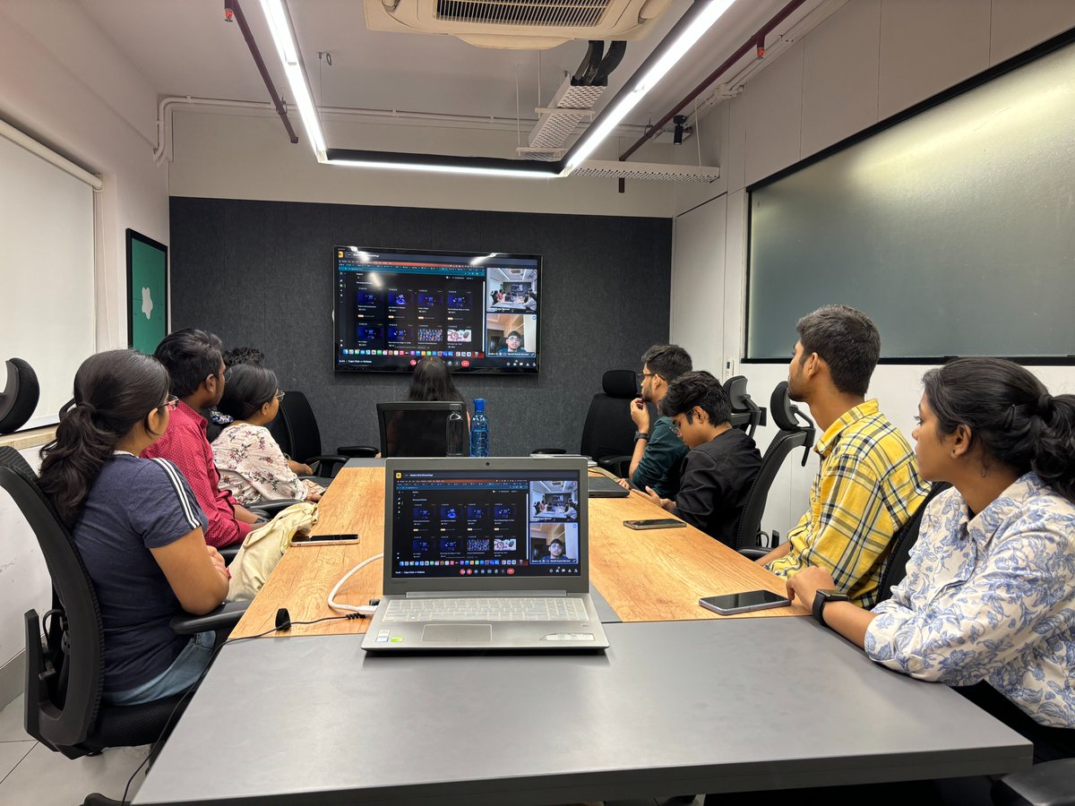 imanishbarnwal's tweet image. 🚀 Another fantastic Capx Taking Over Meetup in the books! 🌐 Thank you #Kolkata for the incredible energy and enthusiasm.

🎉 Highlights: 
✨ Web3 &amp;amp; Account Abstraction deep dive 
☕️ Coffee and networking 
🎁 #IBW2023 ticket giveaway

Stay tuned for more exciting events!
