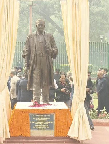 Ambedkar’s statue unveiled in Supreme Court. #JaiBhim