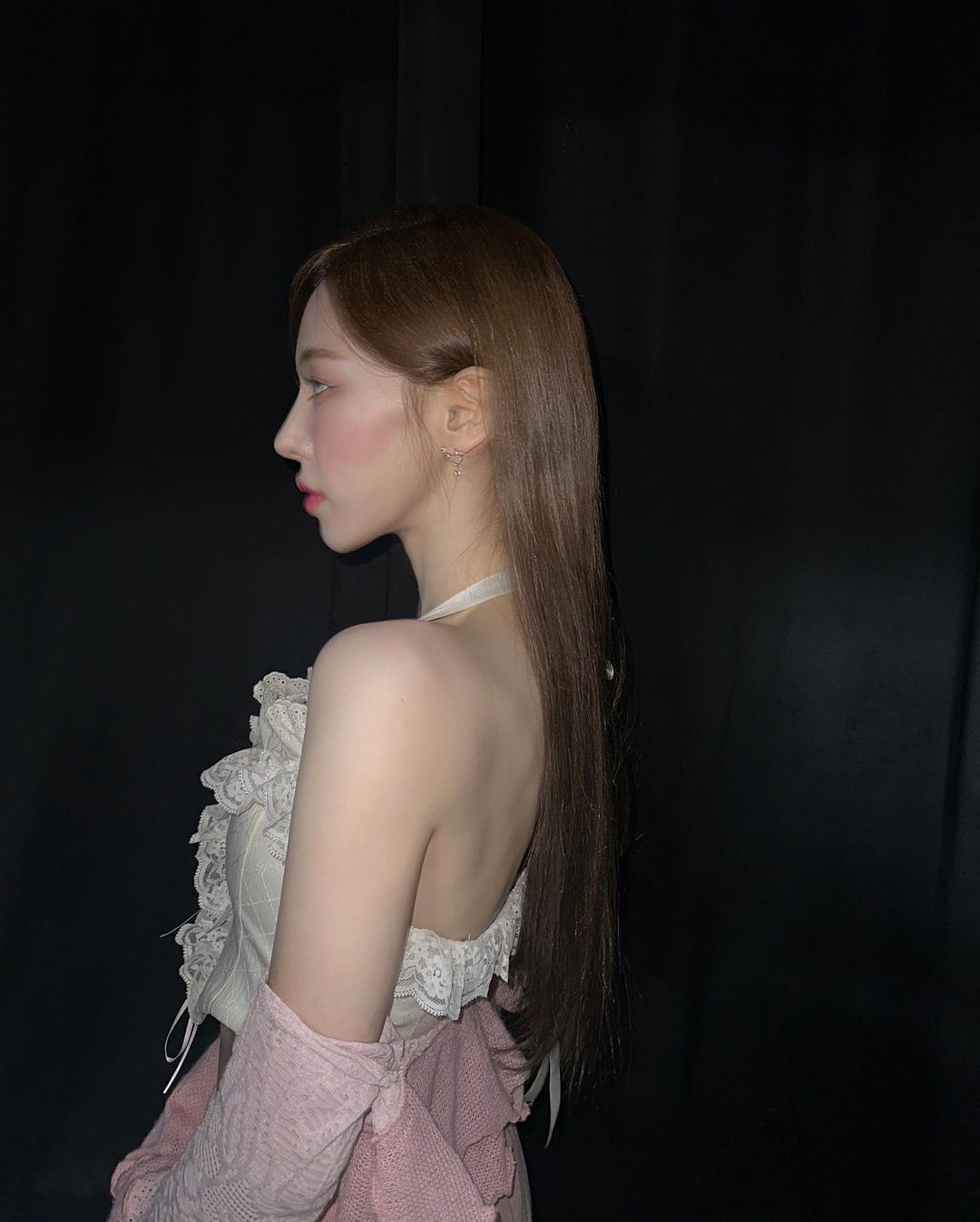 F_1e-RuaQAAaojb?format=jpg&name=large