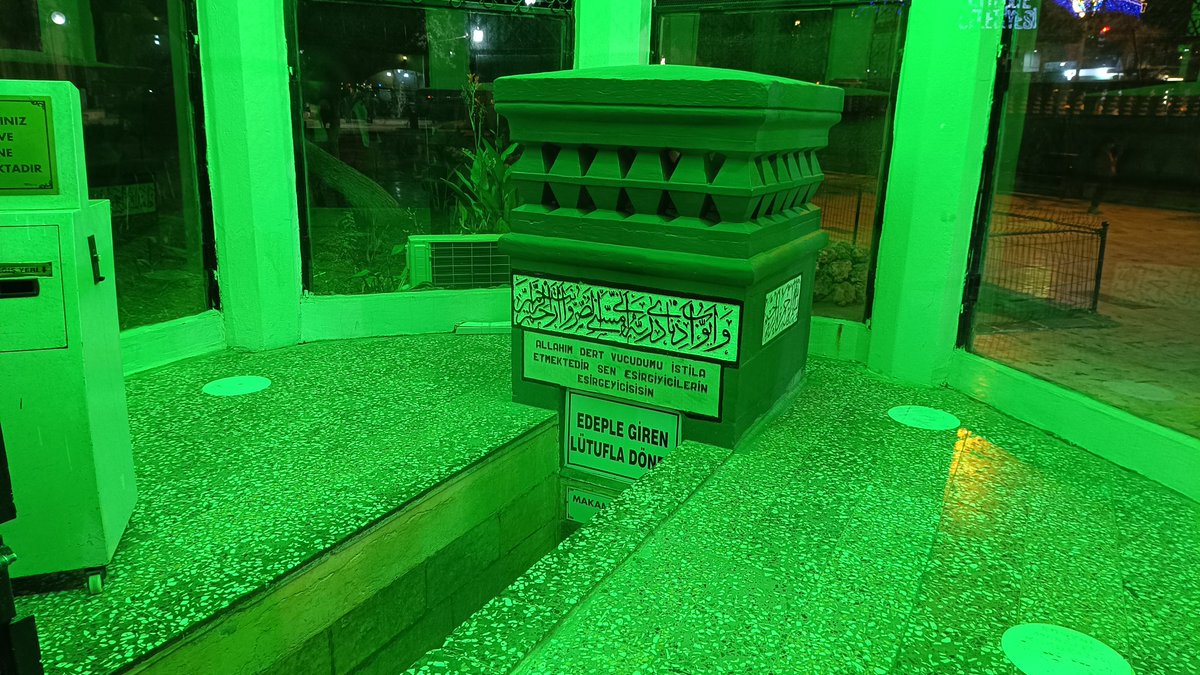 Allah'ım gönlümde olanı 
Hakkımda hayırlı eyle, 
Hakkımda hayırlı olanı 
Gönlüme razı eyle… 

AMİN...