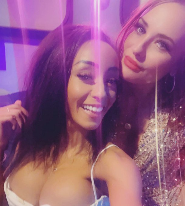 BEST WEEKEND!!🙌🏽🥂 FRIYAY to SATURYAY!! Got to love random nights!! So lovely to get invited to get a<a href="/tag/freeticket"class="tags"><span>#freeticket</span></a>