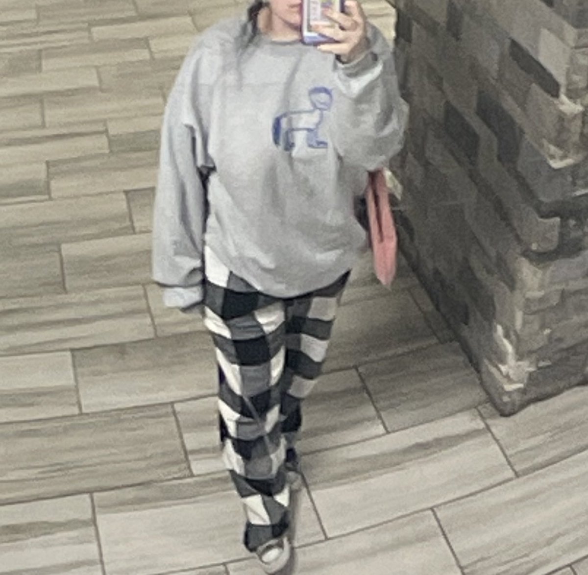 how i dress irl 🤗

last one is Most accurate but wtvr