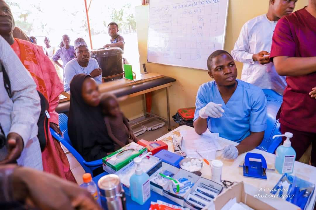 Yesterday, i visited Maiyama General Hospital to assess the situation of Malnourished children and the hospital itself. I want to assure you of Kebbi State Government's commitment to improving the health care service delivery and addressing all the challenges in the State.