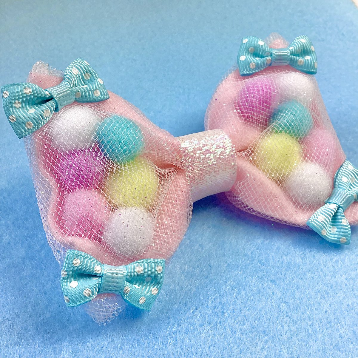 HolleyTeaTime's tweet photo. 🎀 New in the shop! ⭐️ Pastel Pompoms Hair Bow Clip (Pink) https://t.co/khQ94HCnjg #hairbows #SmallBiz #SmallBizSaturday #SmallBusiness #kawaii #cute #kawaiishop #cuteshop #pastel #fairykei #yumekawaii #hairbow #colorful #Accessories #aesthetic https://t.co/qgScvqlgWA