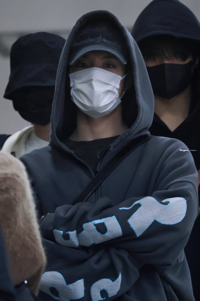 TASOGARE_0423's tweet photo. 231126 GMP🛬

#제노 #JENO #NCT #NCTDREAM https://t.co/02TxggZNrs