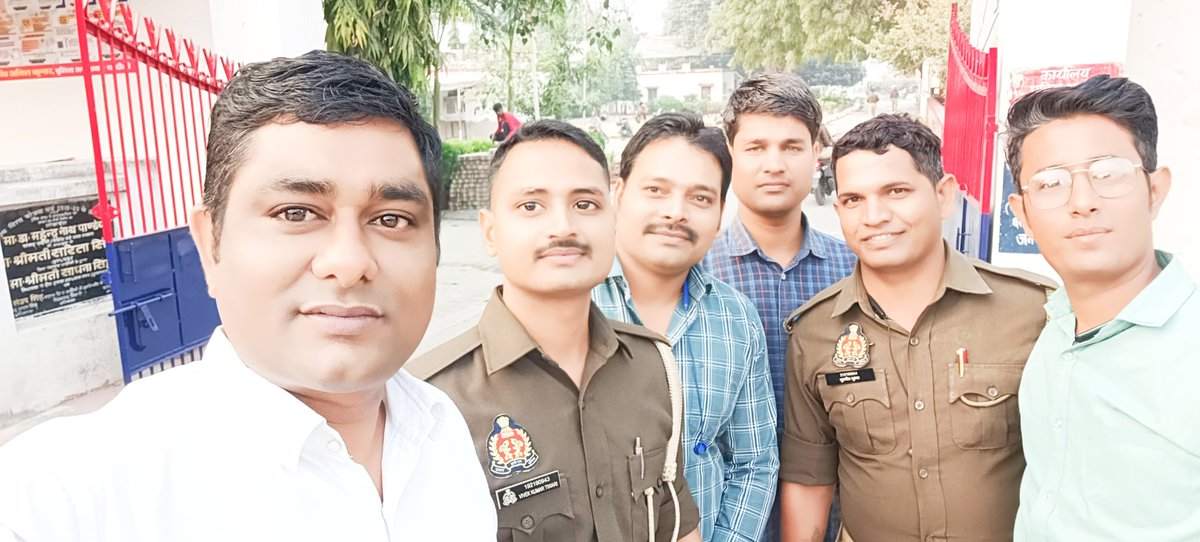 Always remain happy while discharging your responsibilities sincerely and move ahead… Thank you Team #SMC <a href="/chandaulipolice/">Chandauli Police</a> for all your love, respect and support. Miss &amp; Love u all 💞

#UPPolice 
#chandaulipolice