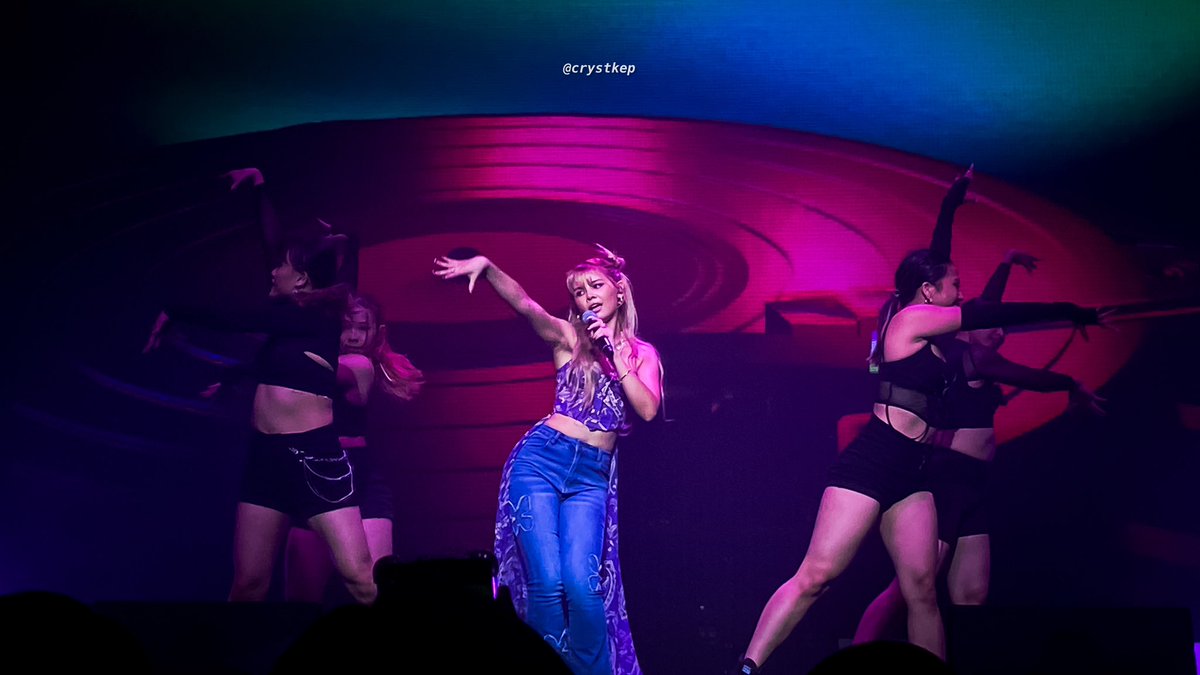 crystkep's tweet photo. #Sorn_NirvanaGirlConcert
#NirvanaGirl #CLC
@signedbywild @sssorn_clc https://t.co/W3vzmeuZQJ