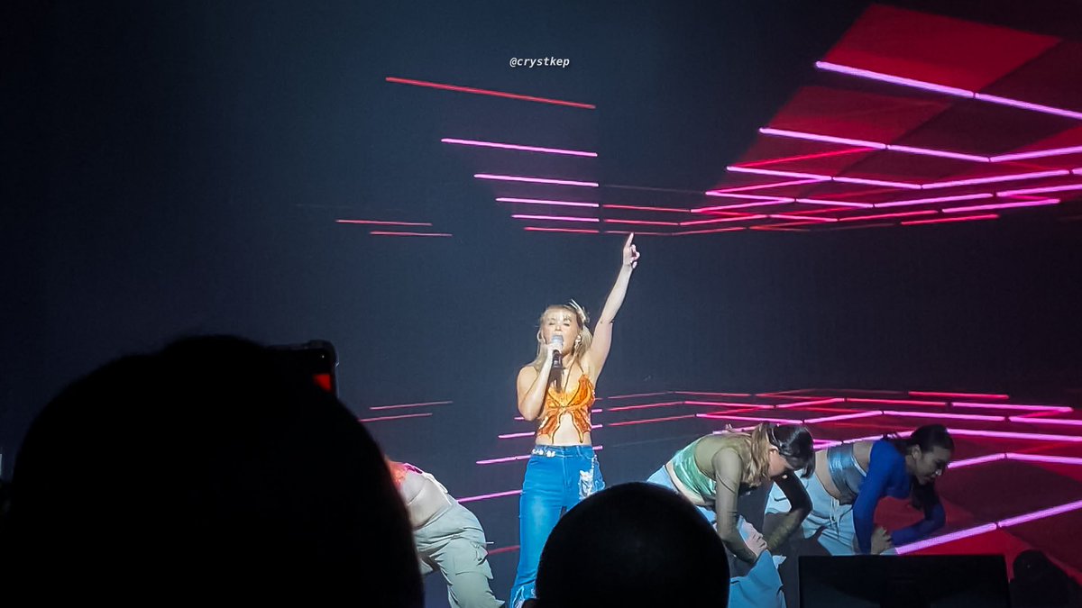crystkep's tweet photo. #Sorn_NirvanaGirlConcert
#NirvanaGirl #CLC
@signedbywild @sssorn_clc https://t.co/t0lQQ941NK